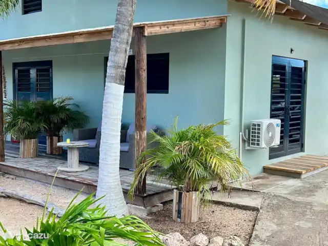 Wandelen, Curaçao, Banda Abou (west), Grote Berg, studio Dushi Shelter studio